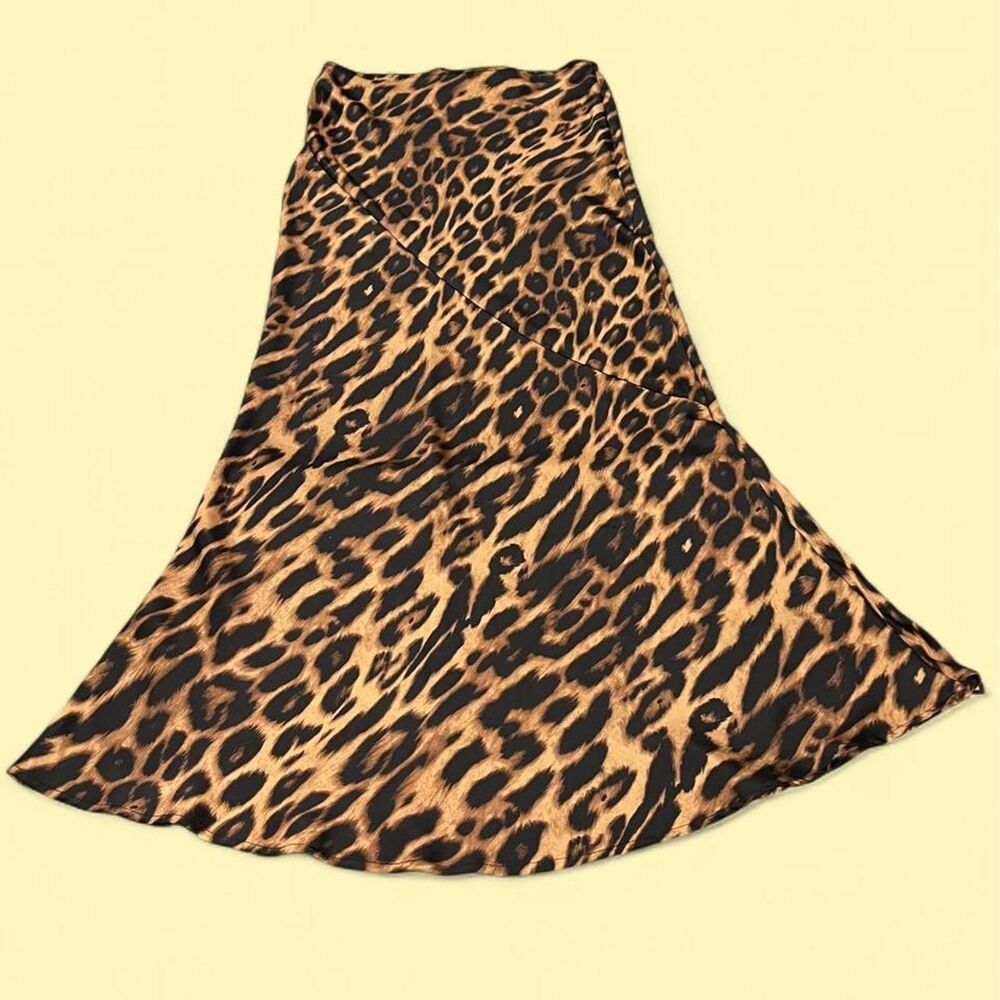 Commense Slim Leopard Print Maxi Skirt Size Medium
